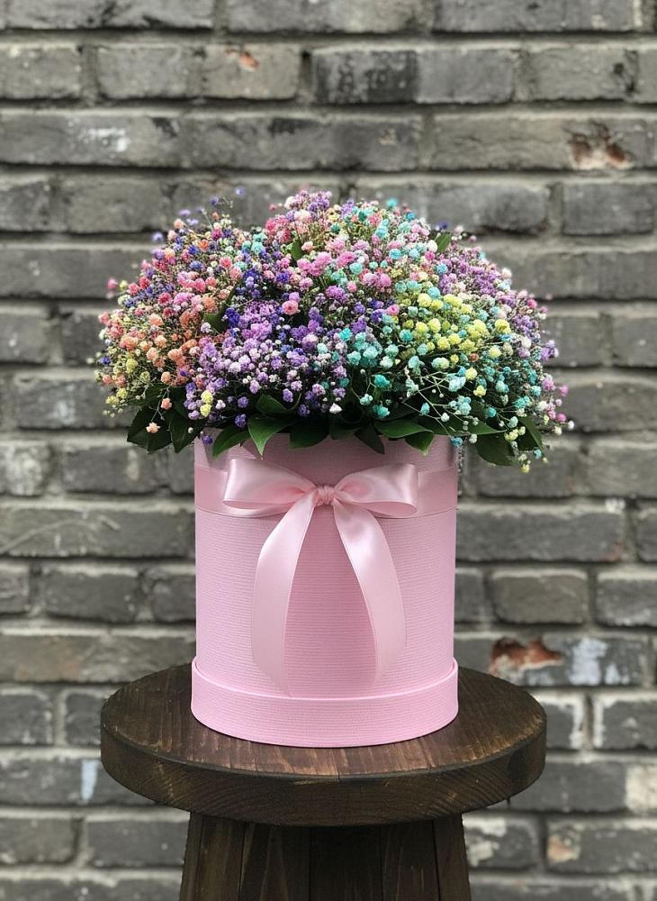 Цветочная композиция из Гипсофила и Розы в шляпной коробке в Султан-Янги-Юрте