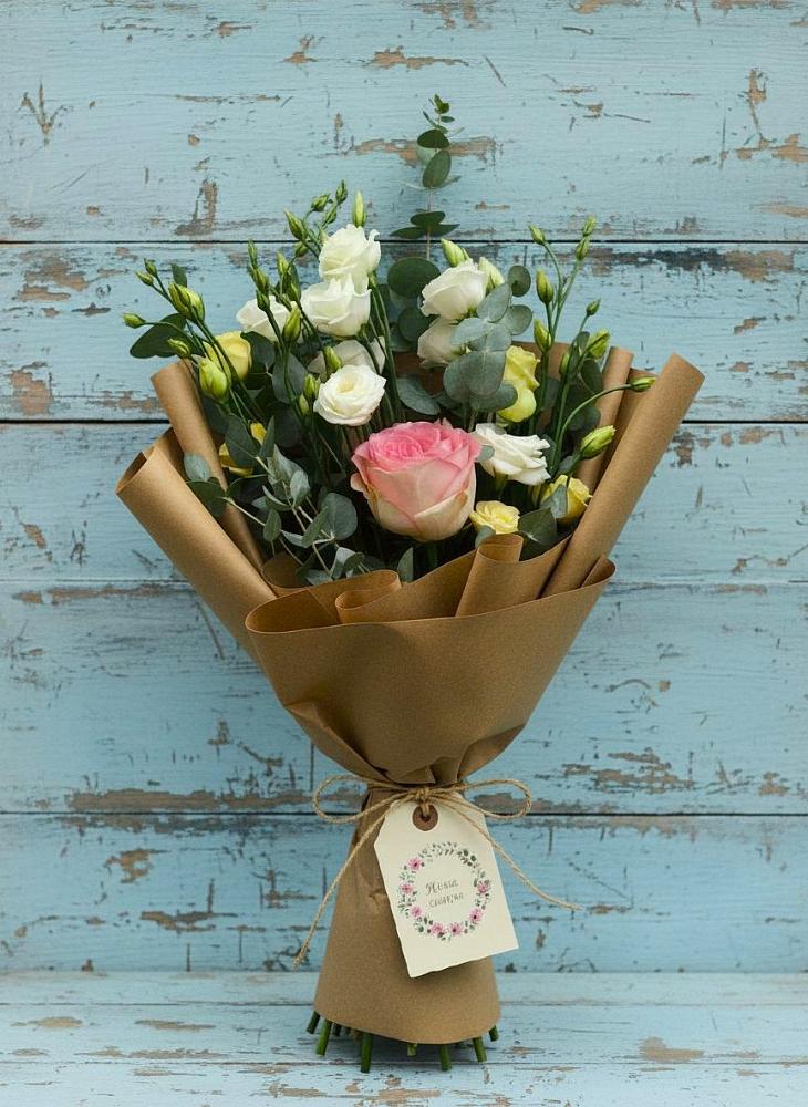 Букет цветов из: Розы и Лизиантусы в Султан-Янги-Юрте