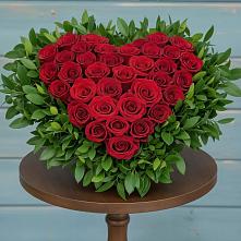 Цветочная композиция из Розы в виде сердца в Султан-Янги-Юрте