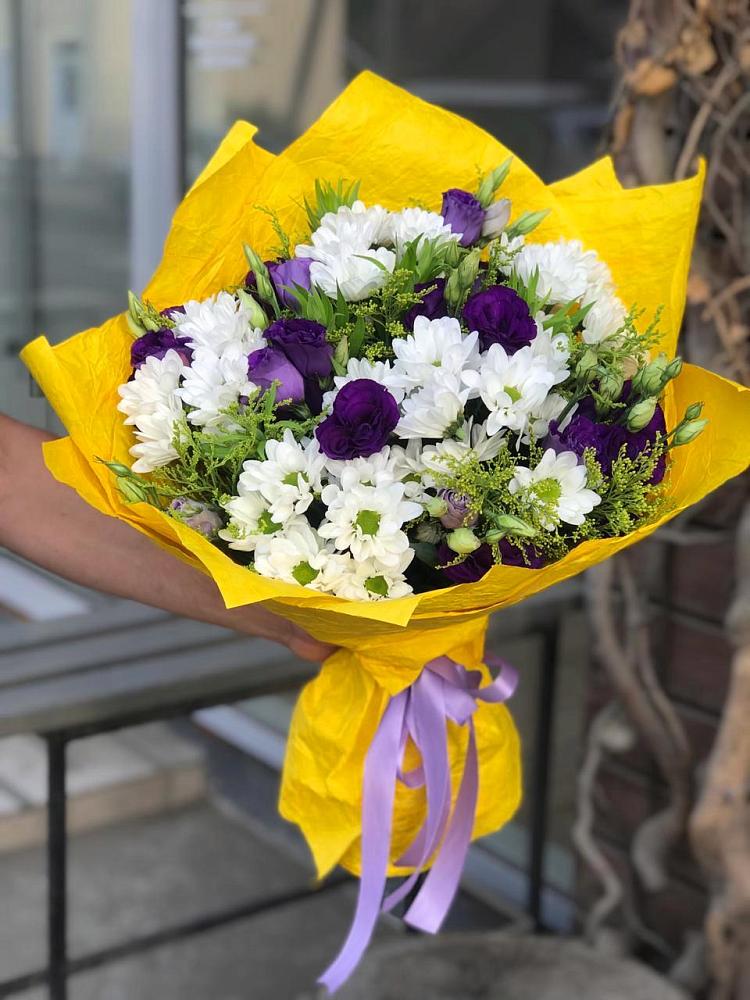Букет цветов из: Ирисы, Хризантемы и Ромашки в Султан-Янги-Юрте