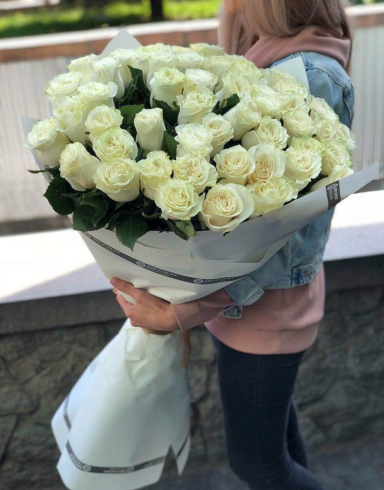35 Белых роз в Султан-Янги-Юрте Букет 35 Белых роз в Султан-Янги-Юрте