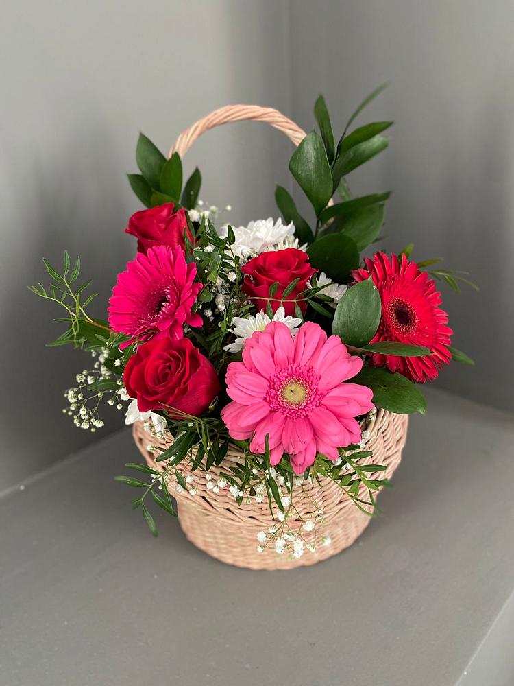 Цветочная композиция из Розы, Хризантемы и Герберы в корзине в Султан-Янги-Юрте